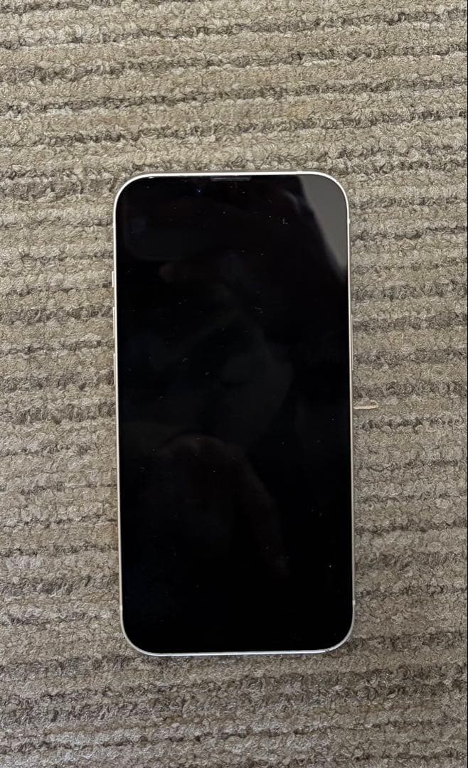 【美品】iPhone 13 ホワイト 128GBバッテリー85以上