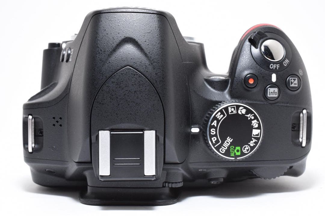 Nikon D3200 デジタル一眼レフカメラ 本体