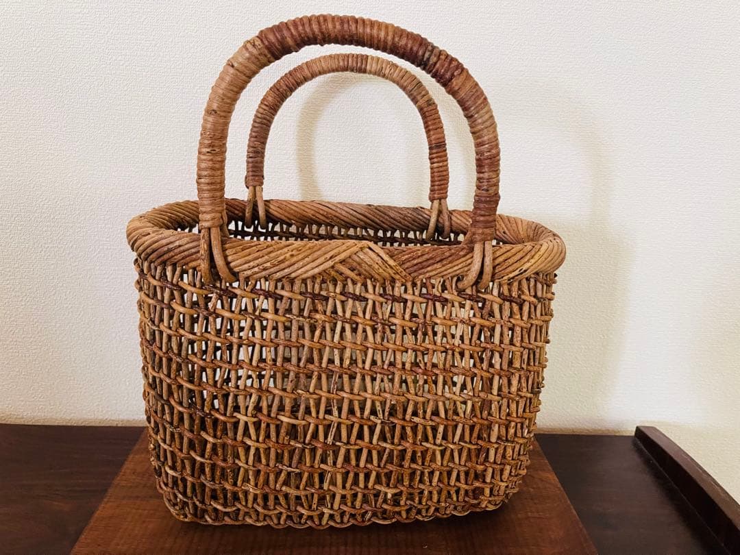 中川原信一さんのあけびかごバッグ