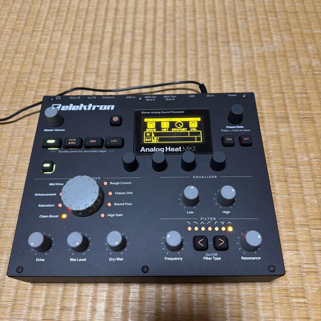 Elektron Analog Heat MK2 　純正デッキセーバー付き