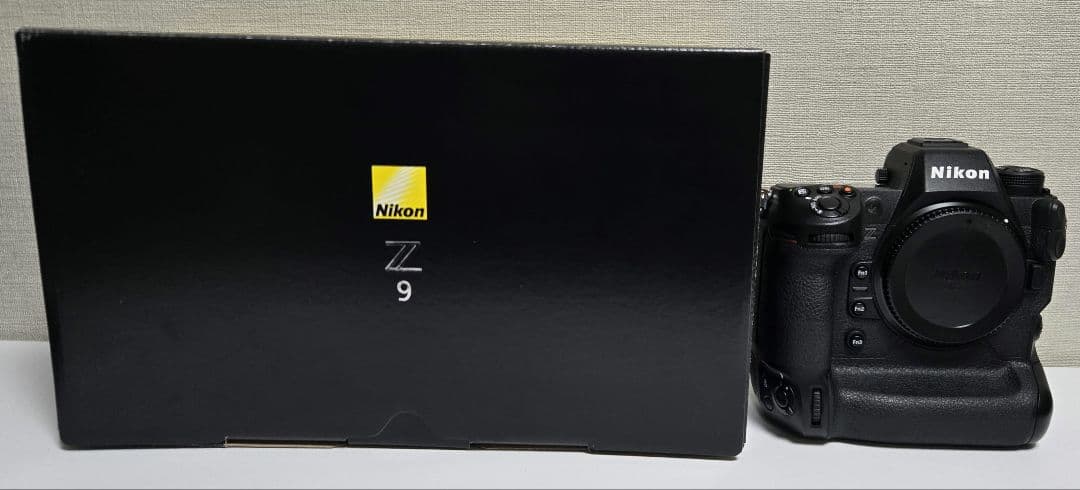 Nikon Z 9 ミラーレスカメラ 本体と付属品