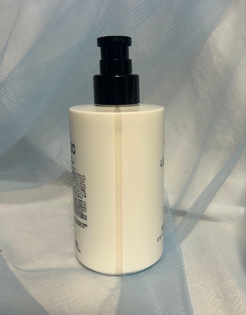 【新品未使用】BYREDO LE CHEMIN ボディローション 300ml