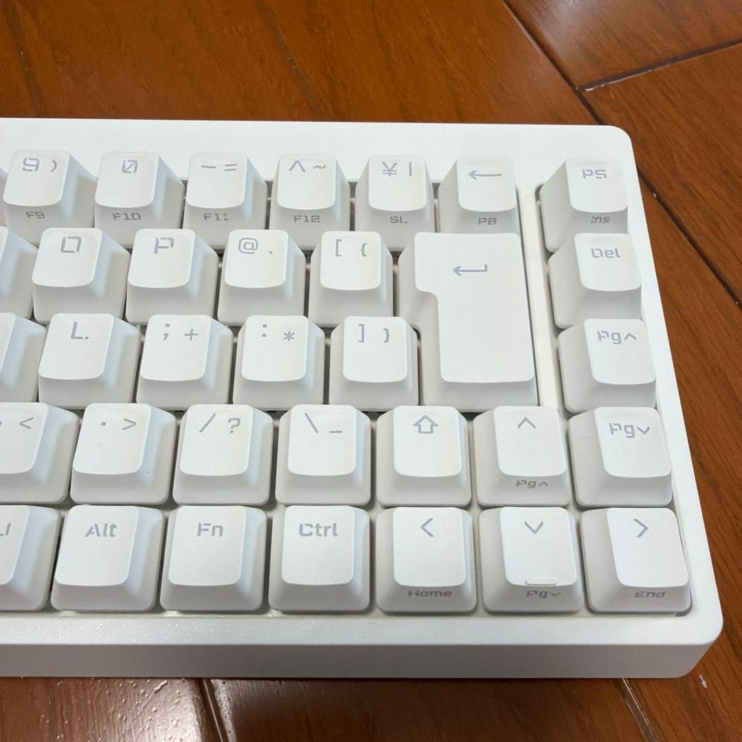 【極美品】エレコム Vcustom VK600A ホワイト ゲーミングキーボード