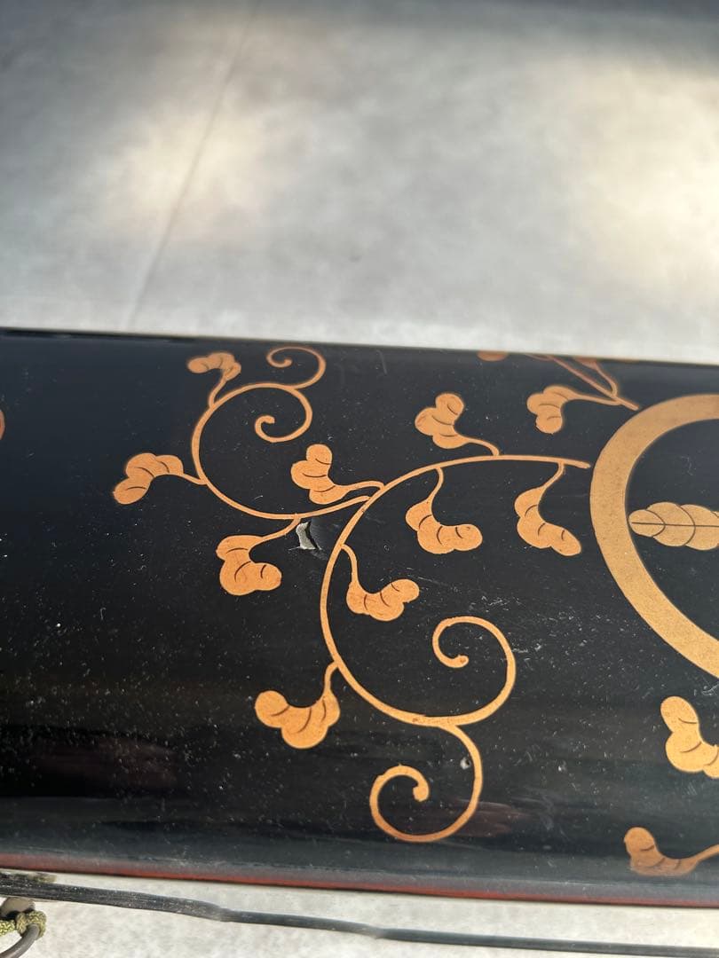 時代物　金蒔絵 唐草 家紋入 文箱（長手箱） 黒漆 漆器 骨董 42センチ