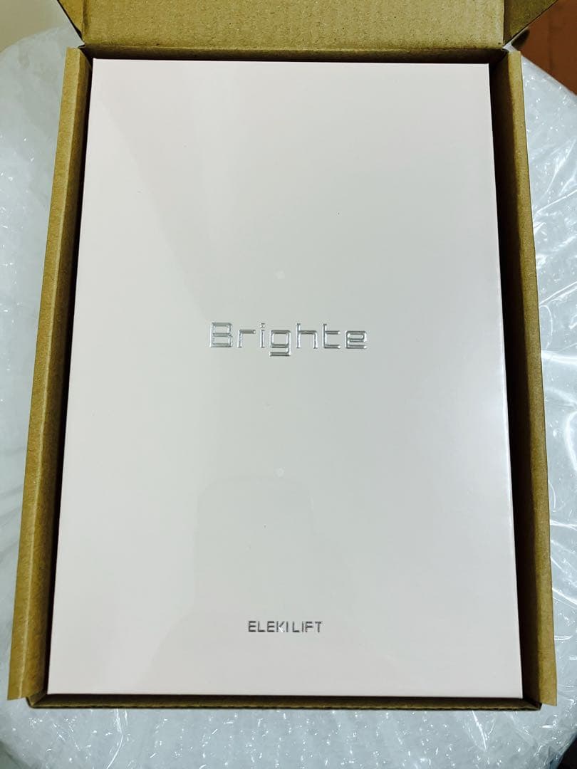 【新色】　Brighte 美顔器 リフトアップ エレキリフト　ブライト　ピンクa