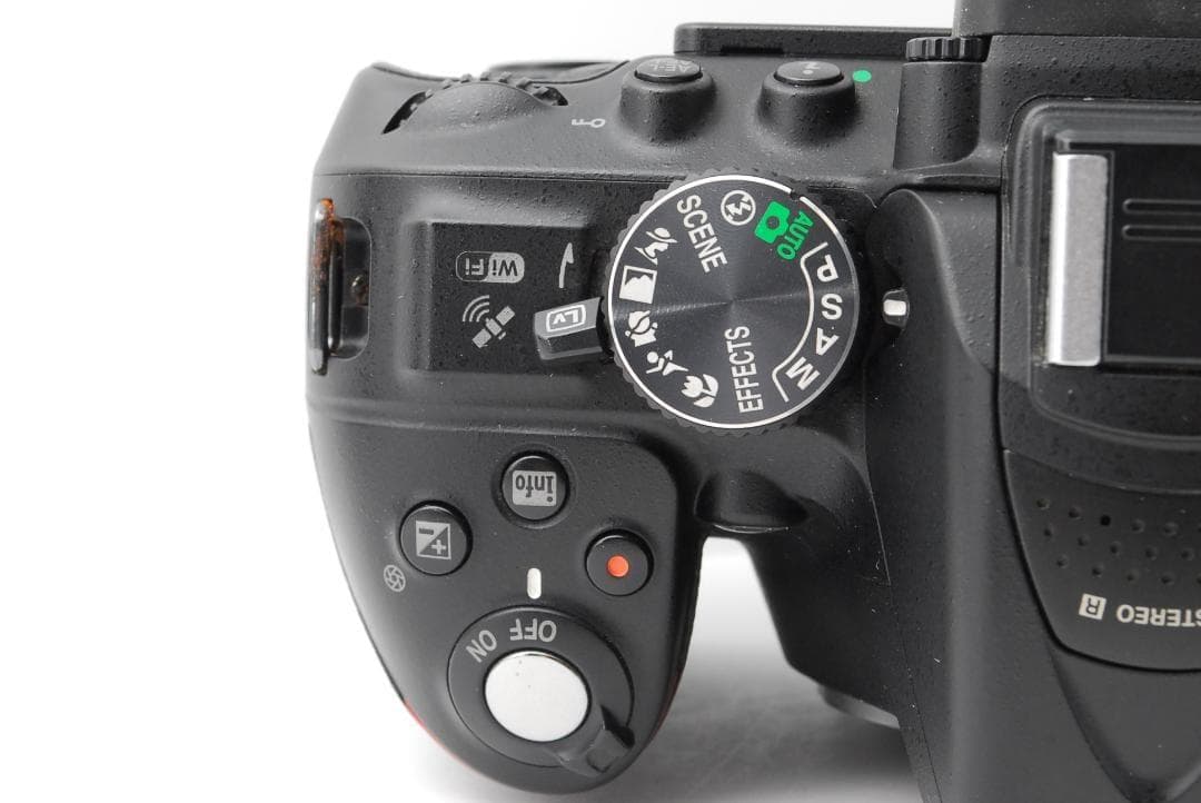 【箱付き】Nikon D5300　WiFi機　スマホ転送　自撮り　バリアングル