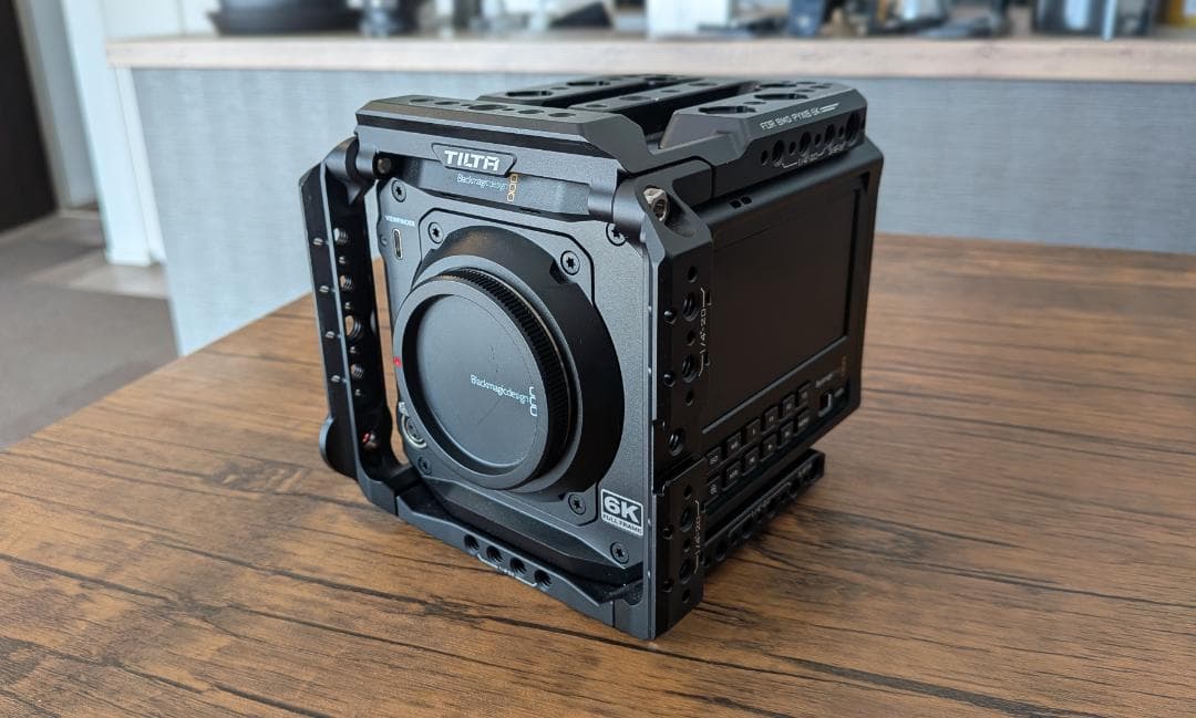 【お得セット】Blackmagic PYXIS 6K + ケージ + モニター
