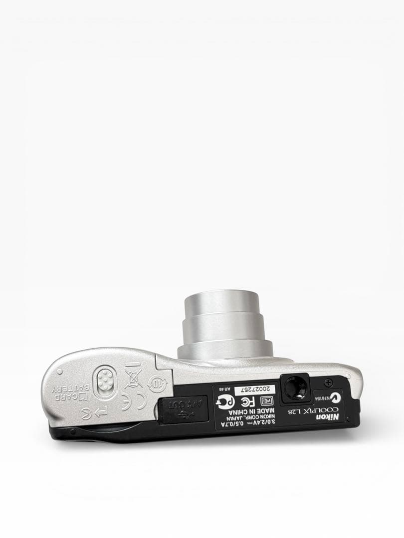Nikon COOLPIX L28 シルバー 単三電池式 コンデジ 動作確認済
