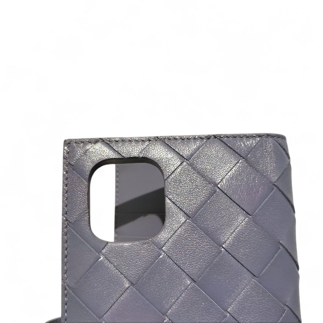 【美品】BOTTEGA VENETA　イントレチャート　iPhoneケース