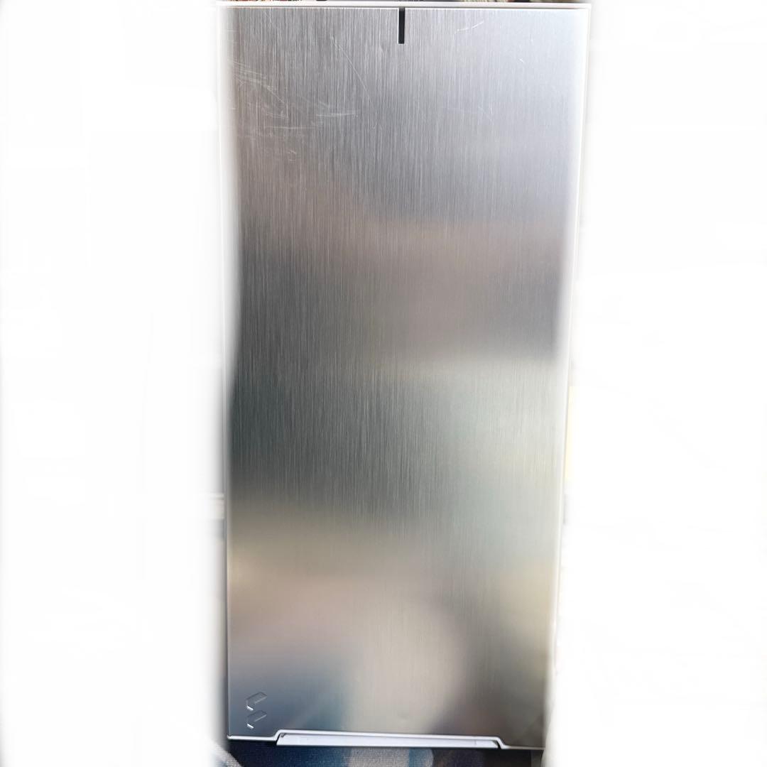 ミドルクラス最強！Fractal Design Define 7 PCケース