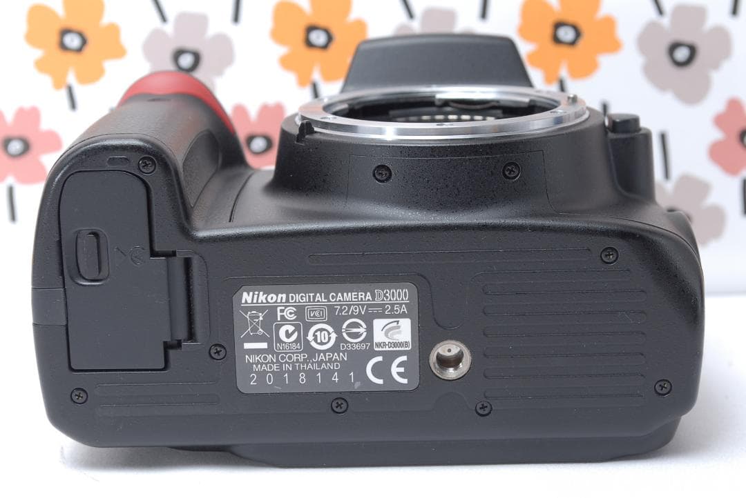 ❤Nikon D3000❤一眼レフカメラ❤卒業式の晴れ舞台に❤撮影基本セット❤