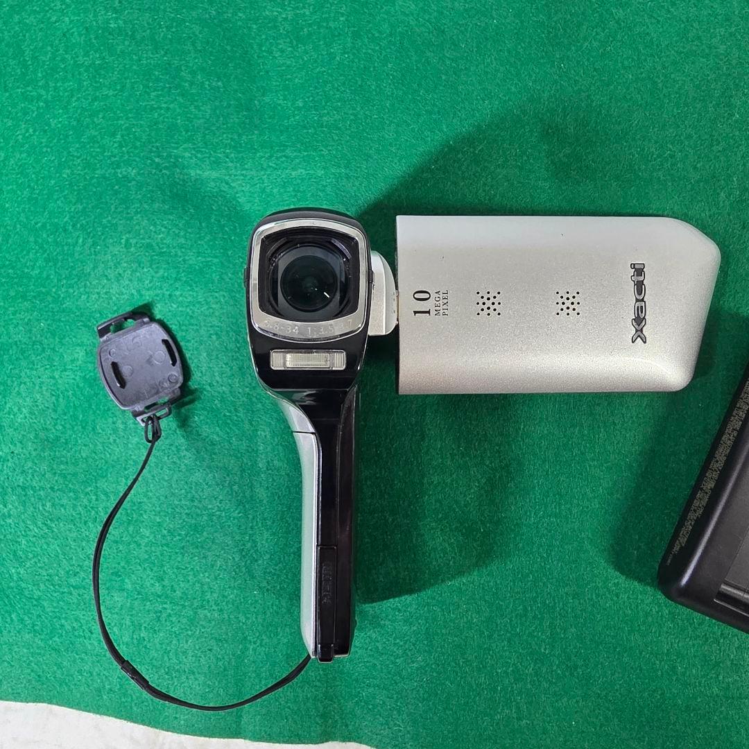 Xacti HD デジタルカメラ 充電器付き