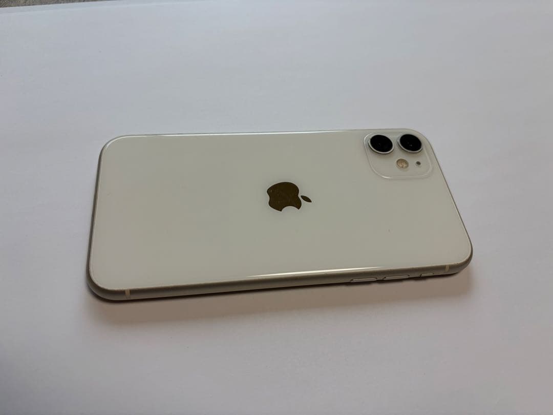 【超美品】iPhone11 64GB SIMフリー｜バッテリー良好動作OK即発送