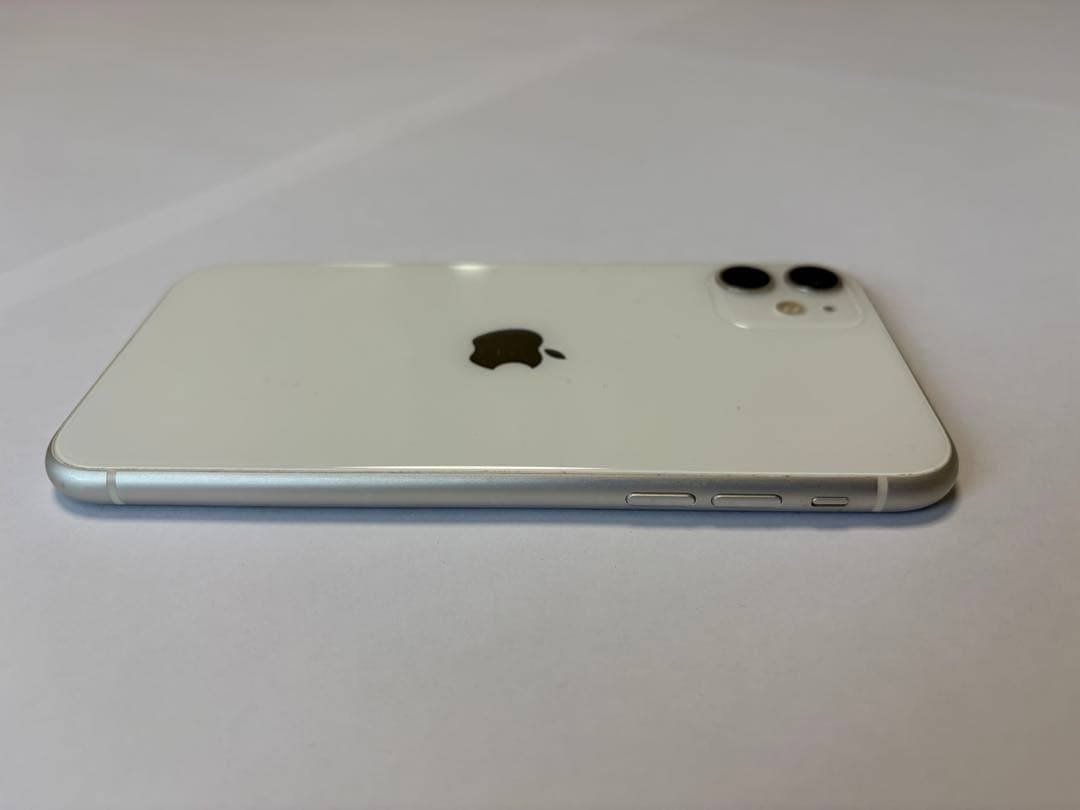 【超美品】iPhone11 64GB SIMフリー｜バッテリー良好動作OK即発送