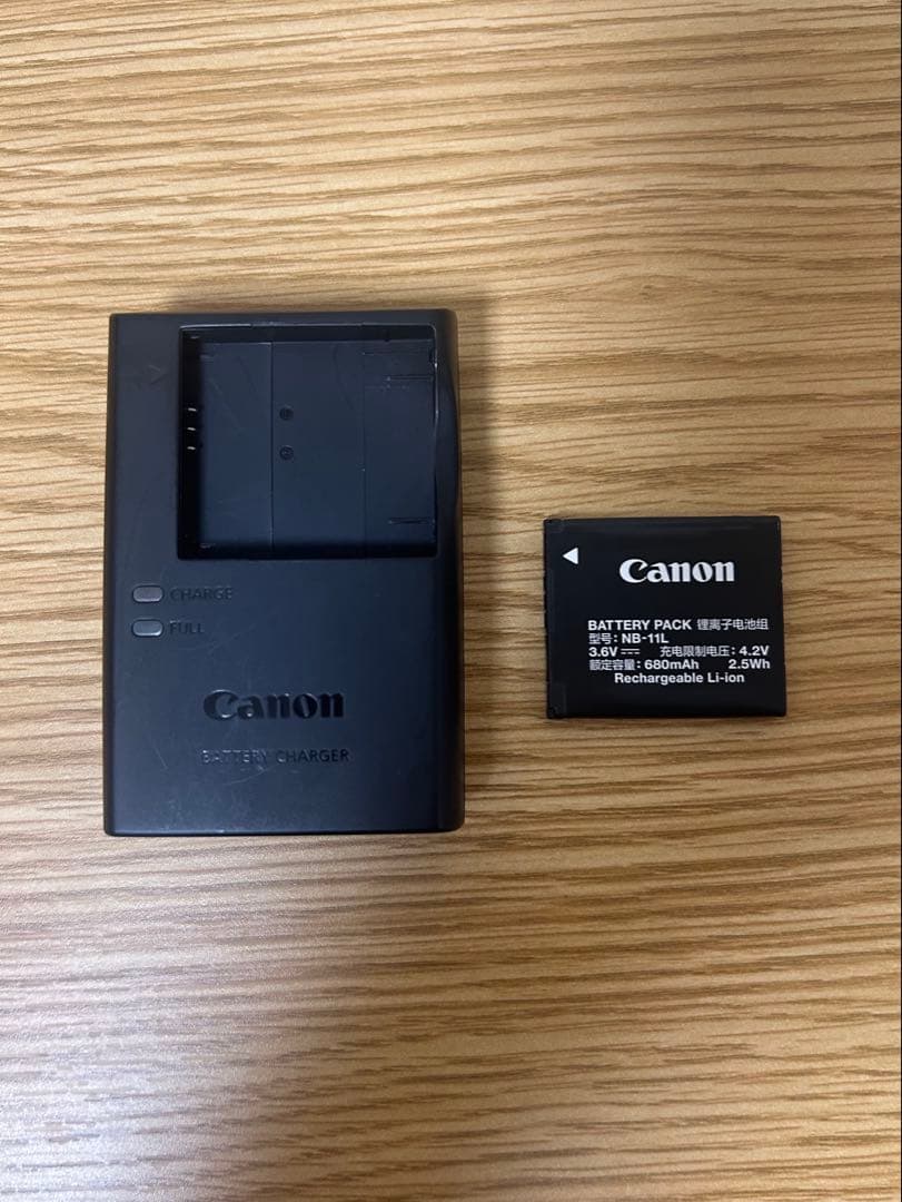 Canon キャノン IXY 200 レッド イクシー デジタル カメラ　中古