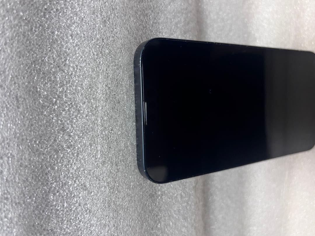 Apple iPhone 13 128GB ミッドナイト　バッテリー83%