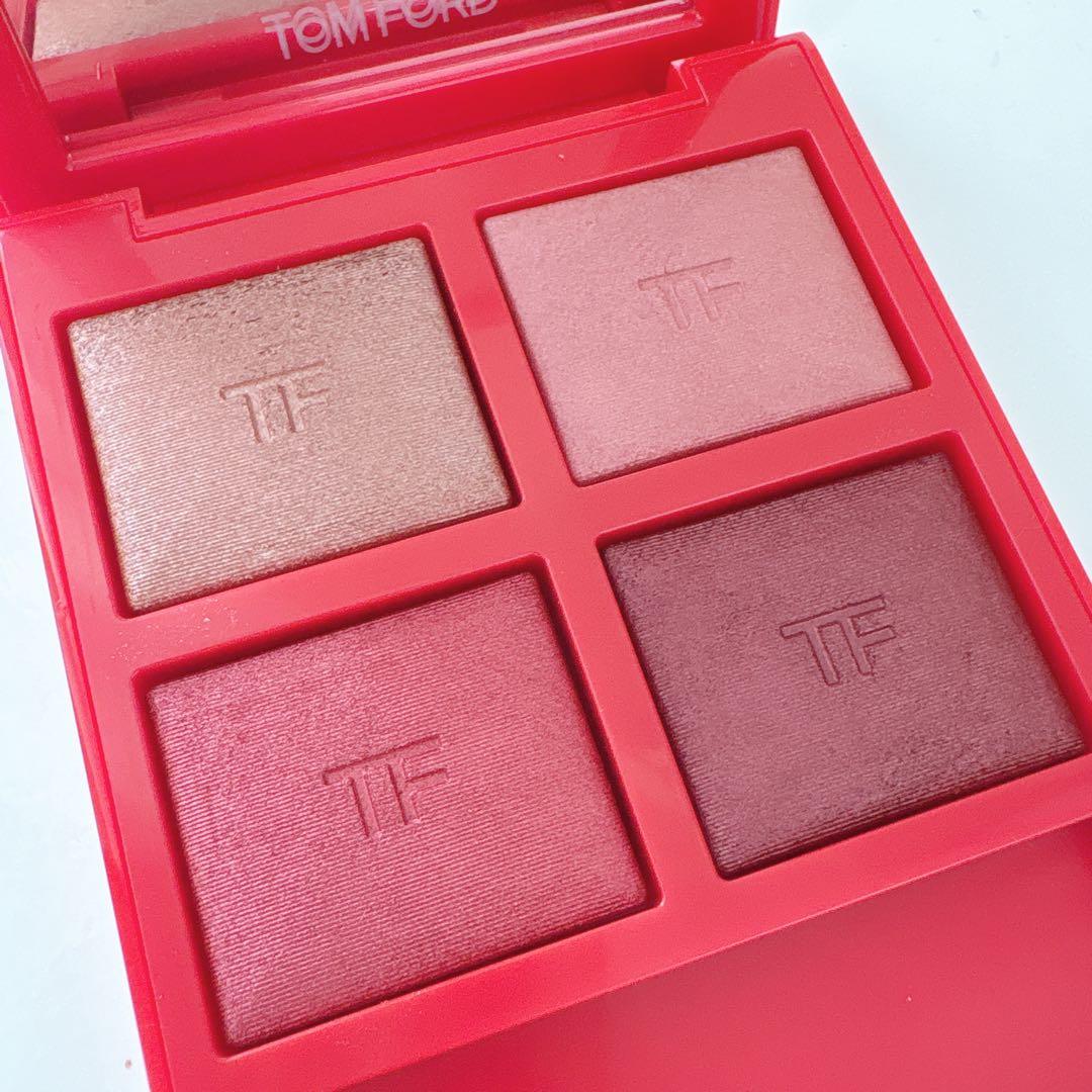 TOM FORD アイカラークォード　01SC エレクトリックチェリー