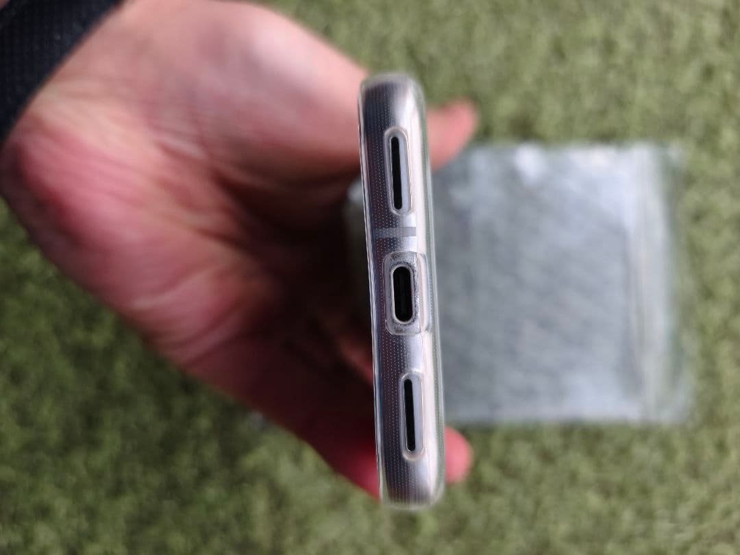 Google Pixel8a ケース付き
