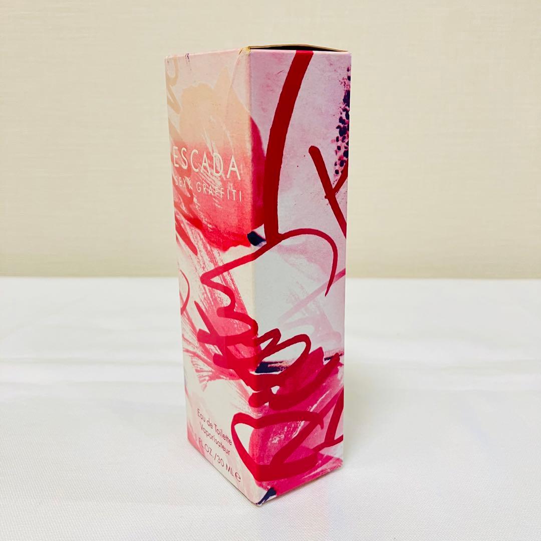新品　エスカーダ　セクシーグラフィティ　オードトワレ　香水　30ml