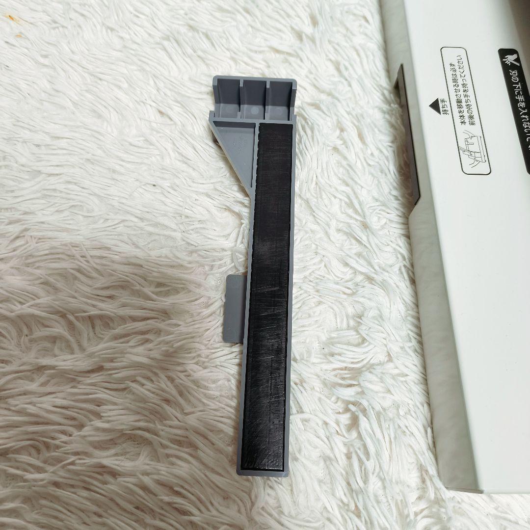 【極美品】プラス PLUS 裁断機　PK-513LN