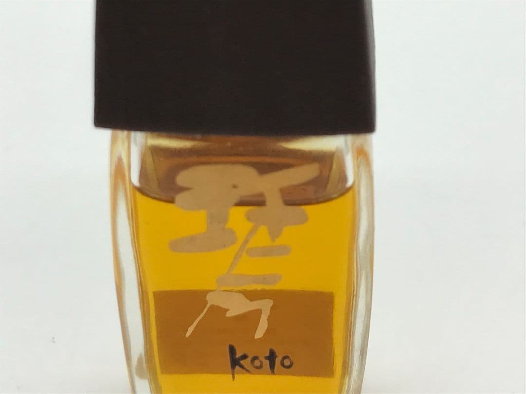 香水 ■ 資生堂 SHISEIDO ■ 琴 オーデコロン 80ml パルファム