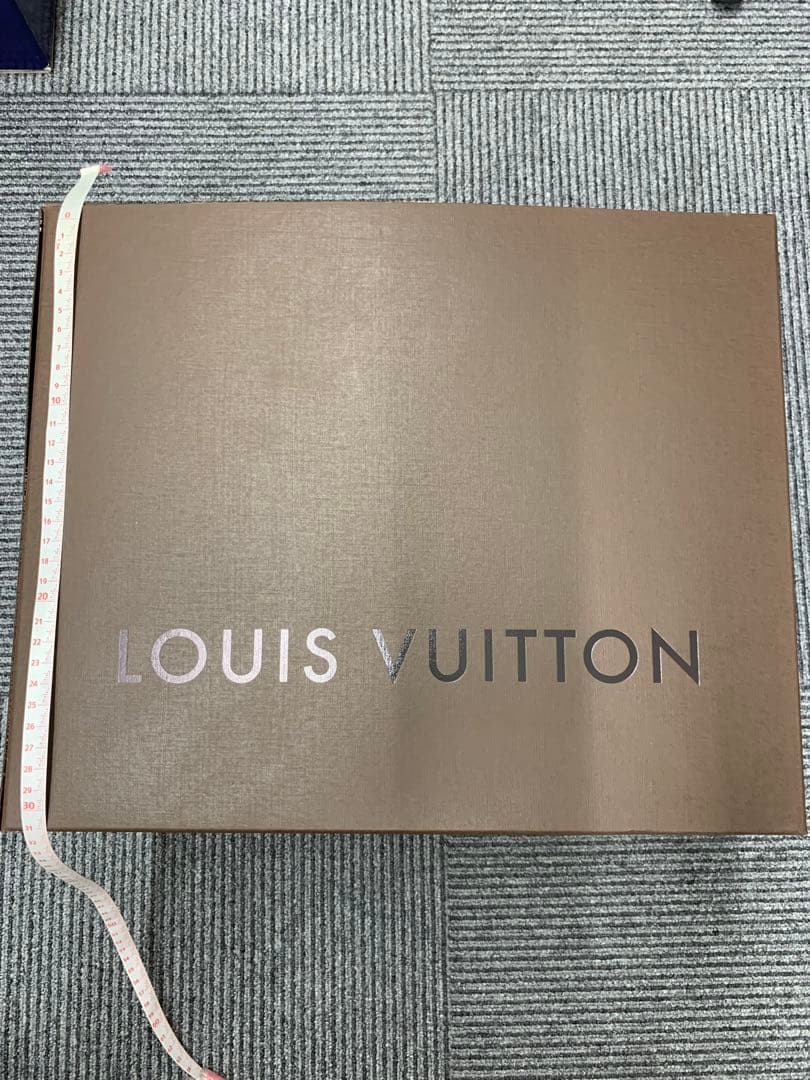 LOUIS VUITTON CHANEL CELINEギフトボックス セット