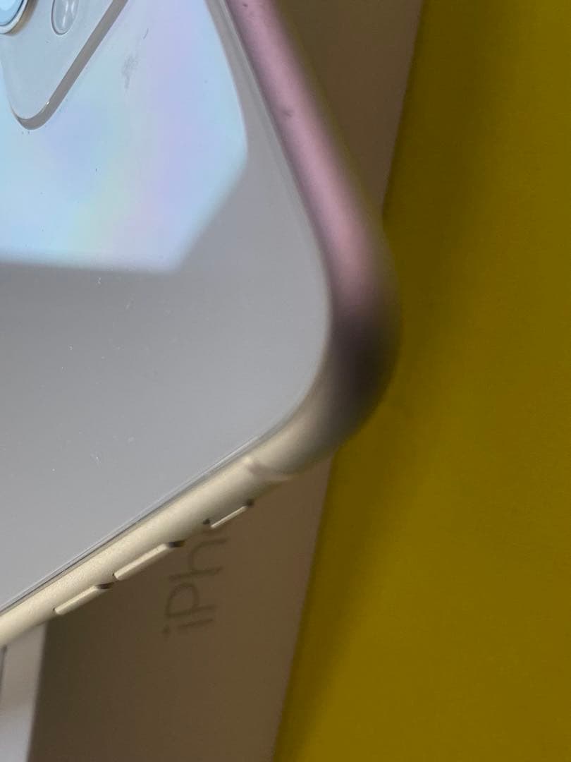 Apple iPhone11 ホワイト 64GB SIMフリー BT94 %