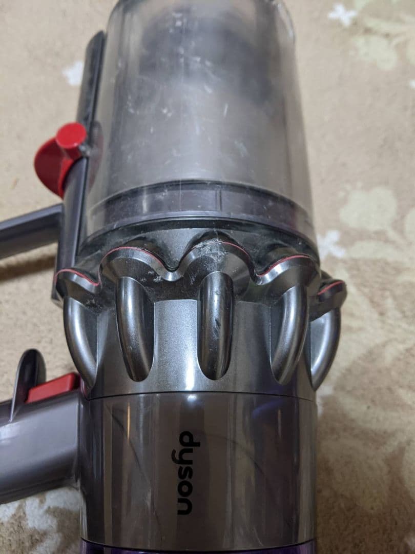 ダイソンv11 コードレス掃除機　ジャンク品