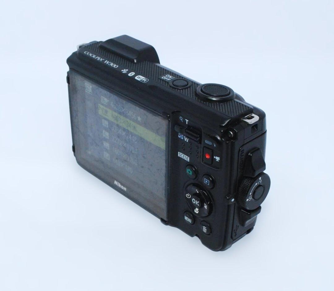 [動作品もジャンク扱いで]Nikon ニコン Coolpix W300 迷彩柄