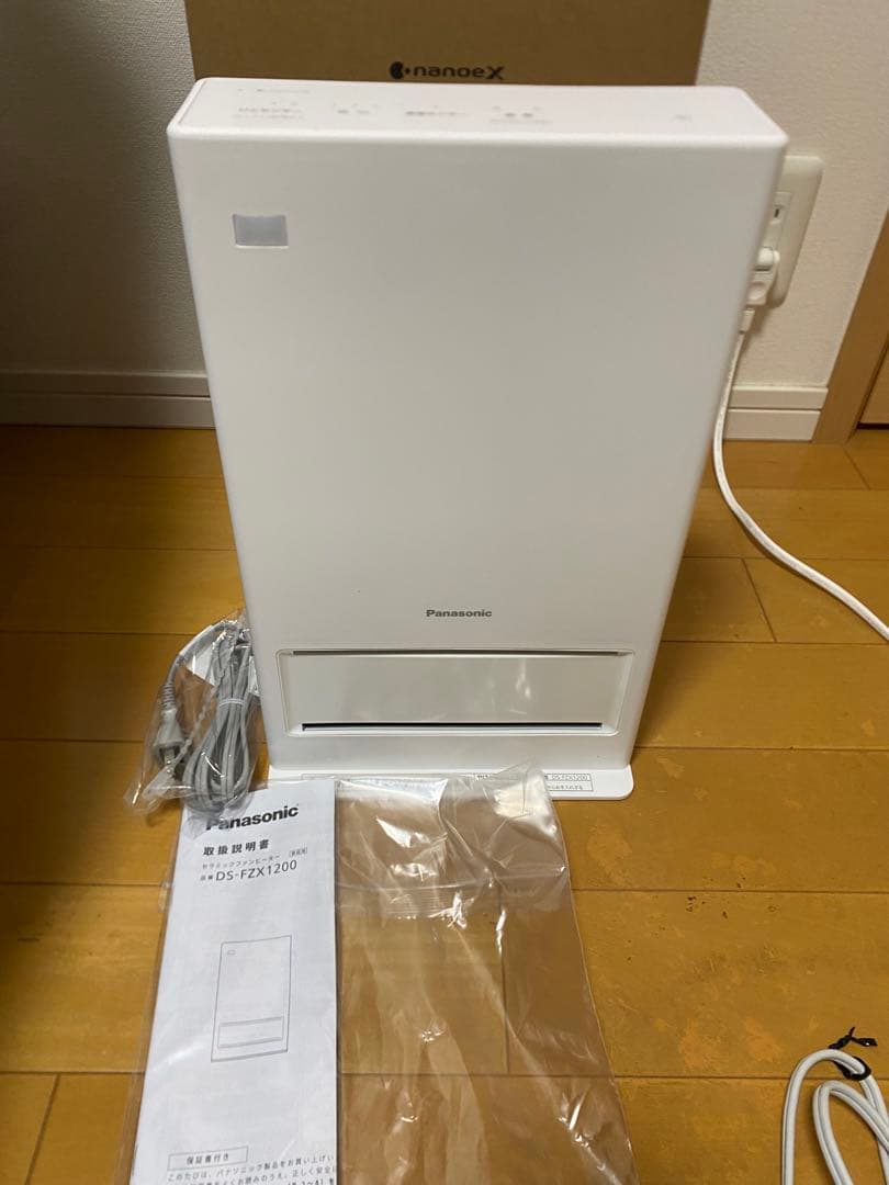 ◾️新品未使用Panasonic セラミックファンヒーター DS-FZX1200