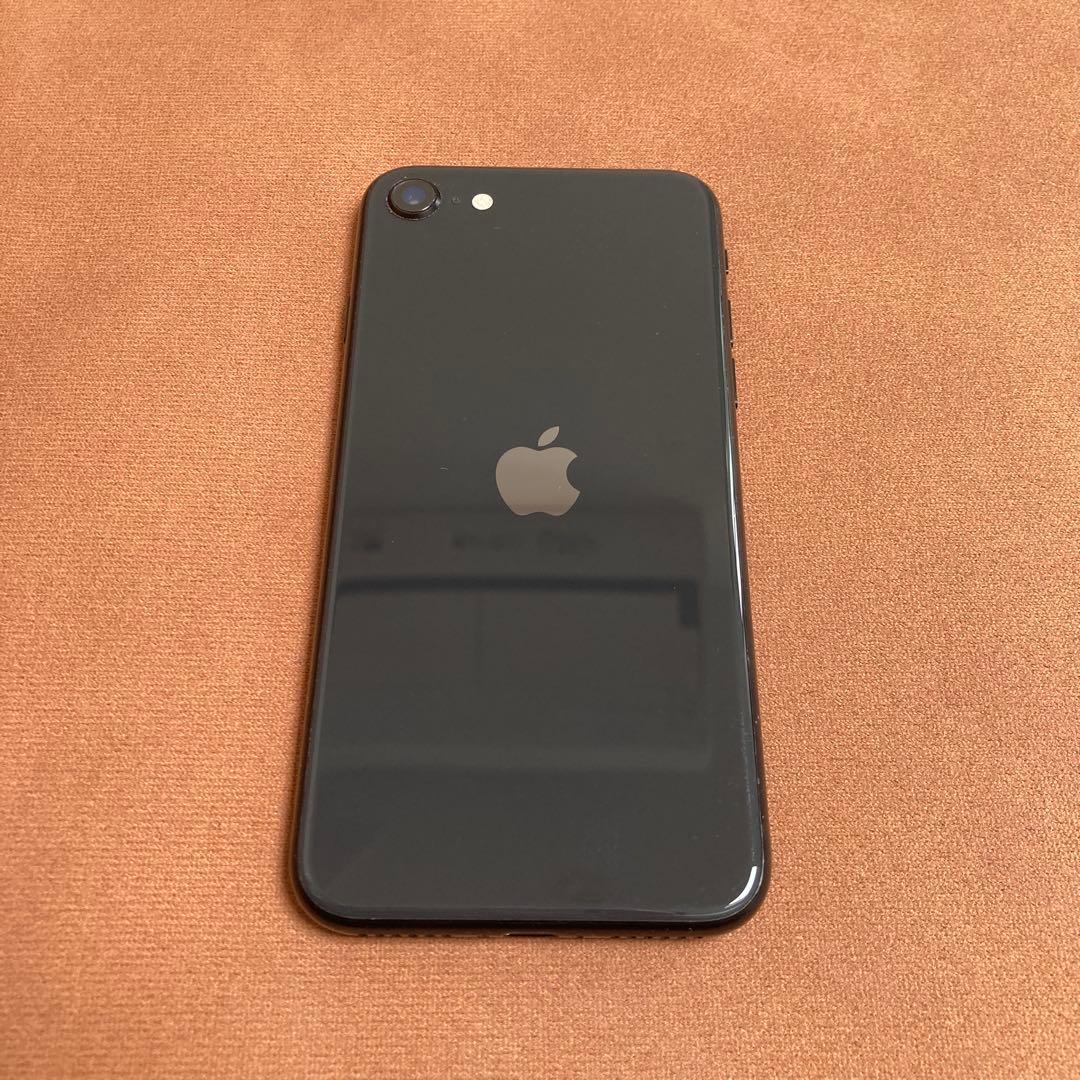 789【早い者勝ち】iPhoneSE2 第2世代 64GB SIMフリー☆