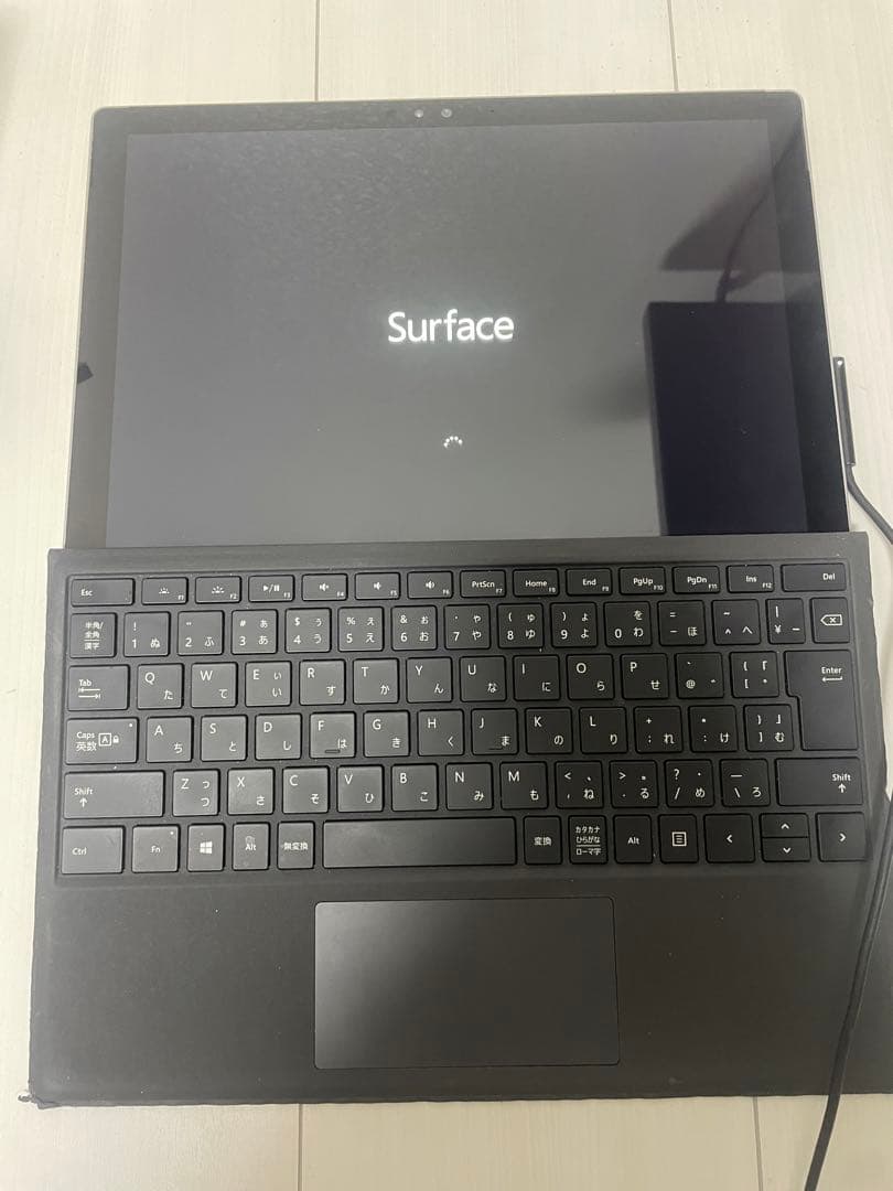 Microsoft Surface Pro4 充電ケーブル無し