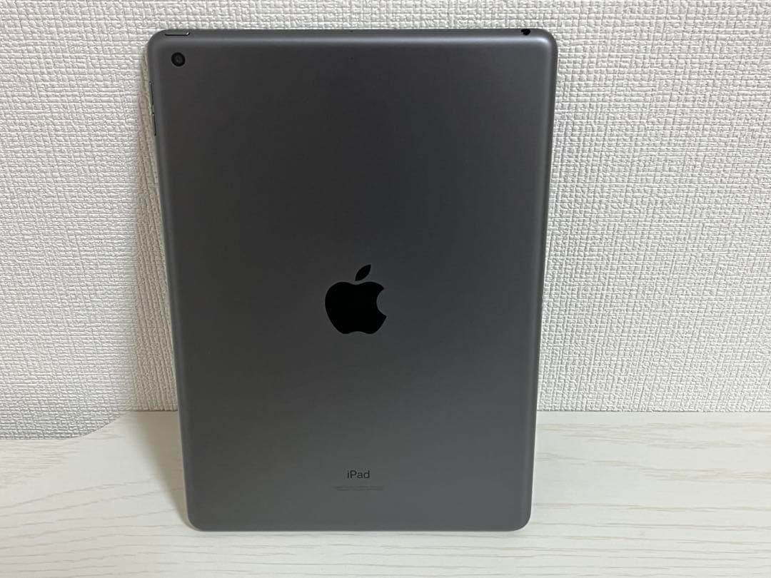 【ケース付き】iPad 10.2インチ 第9世代 Wi-Fi 64GB