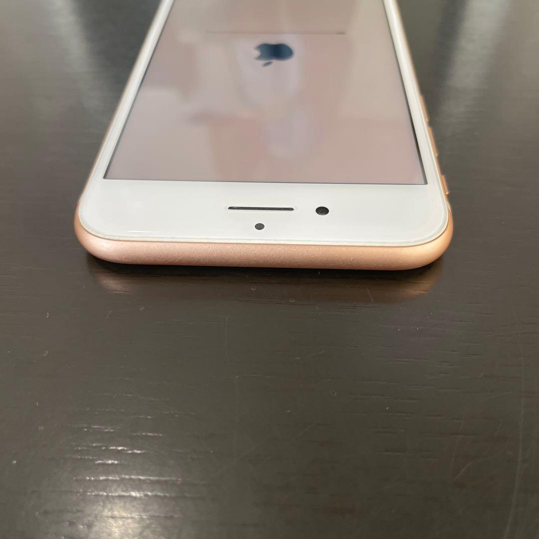 美品　Apple iPhone 8 ゴールド 64GB