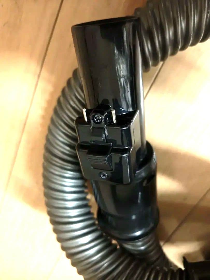 東芝　紙パック式掃除機　小型軽量 エアー式ヘッド　VC‐PH7AN　2020年製