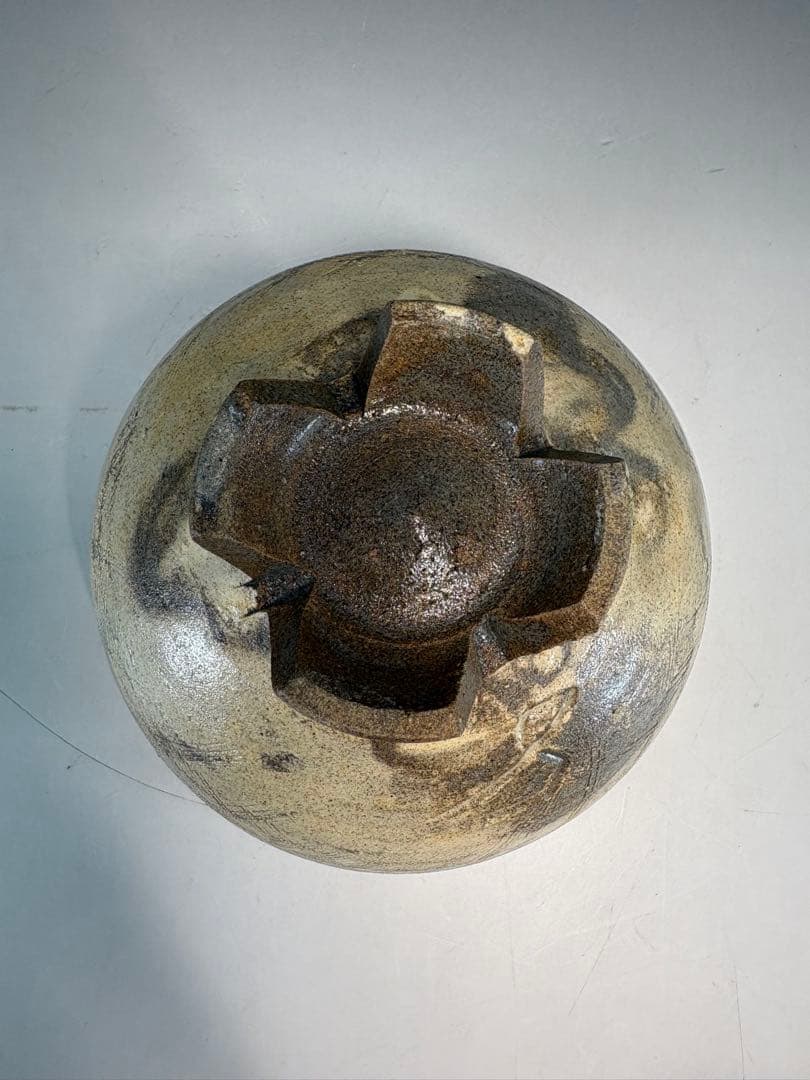 【中古品】茶道具　陶泉 千漢鳳造 聞慶窯 櫛目割高台茶碗 猫掻茶碗