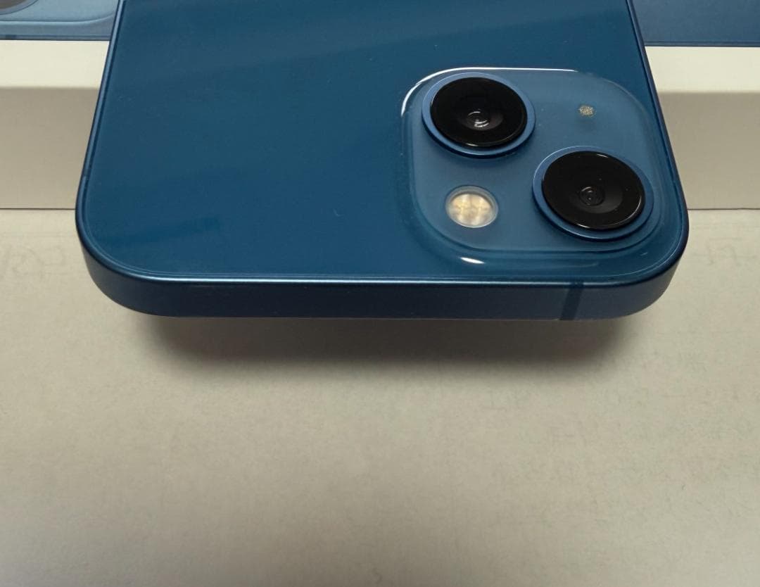 【美品】【箱・ケーブル付】iPhone 13 256GB ブルー SIM フリー