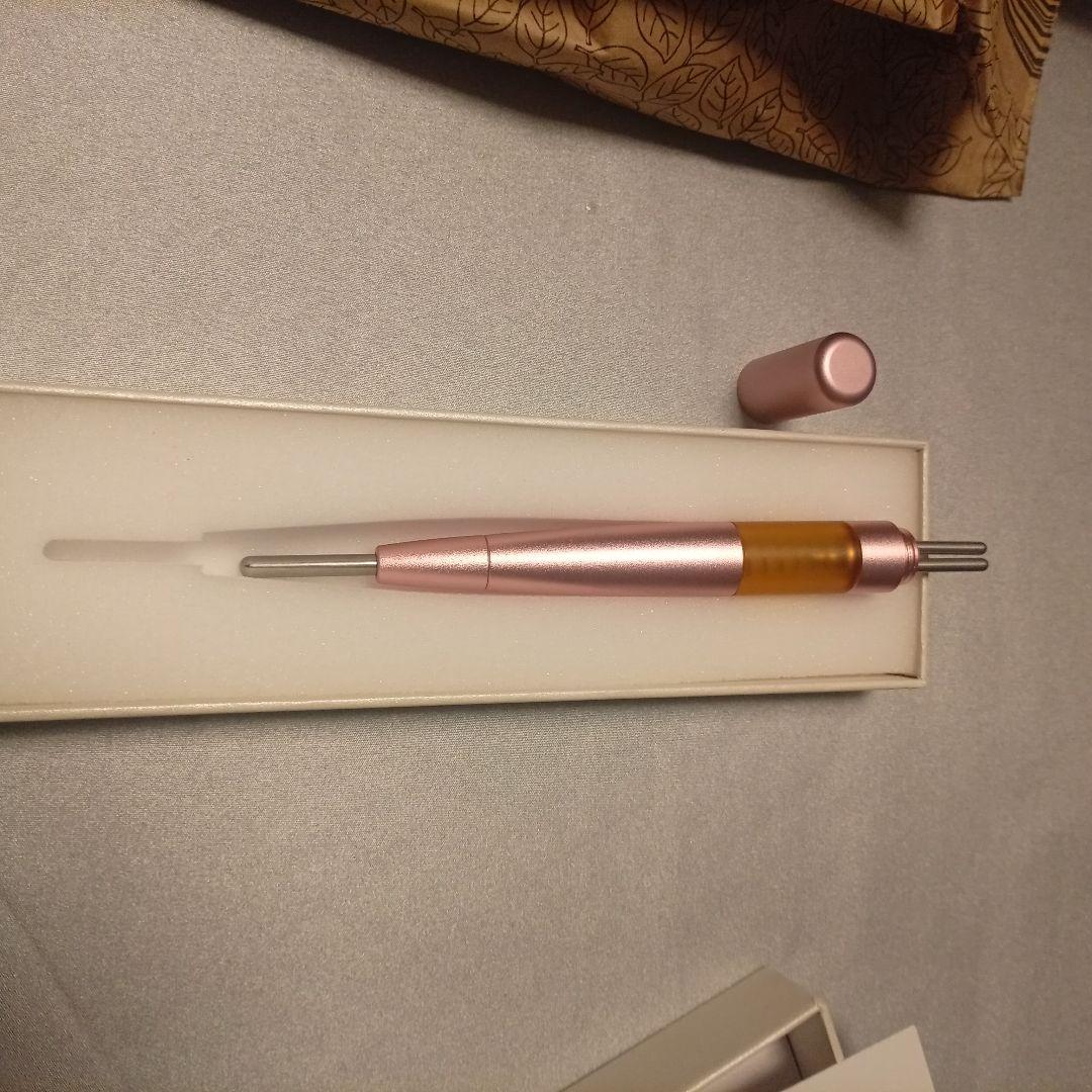 バネ式美顔器 フェイス ツボ押し棒　ダブルヘッドペン型美顔器