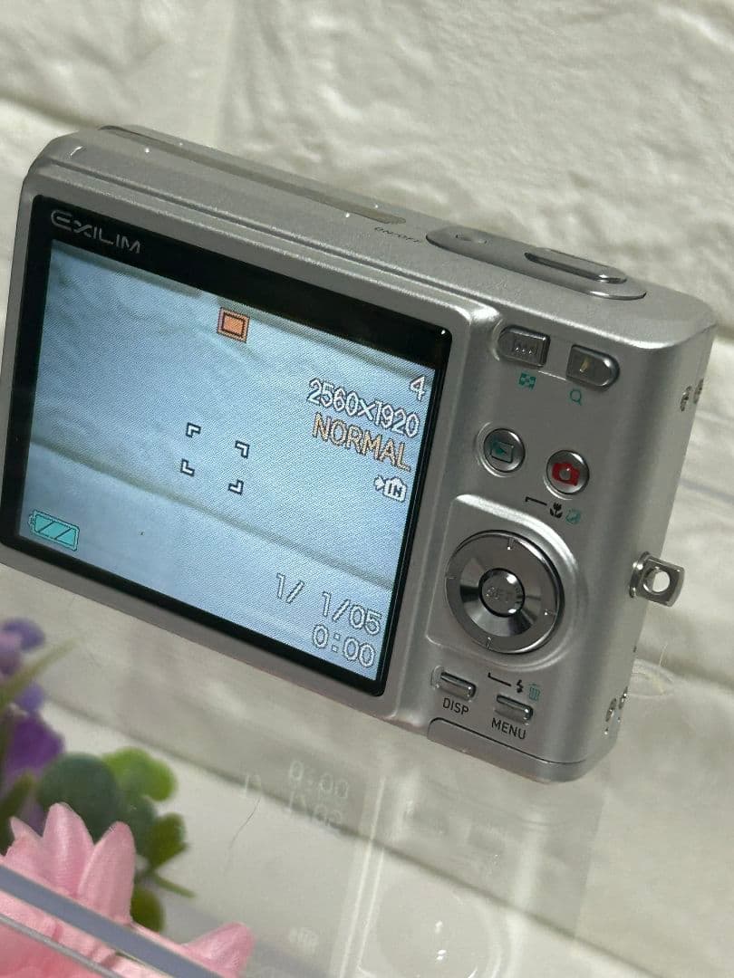 CASIO EXILIM ZOOM EX-Z57　シルバー デジカメ　カシオ
