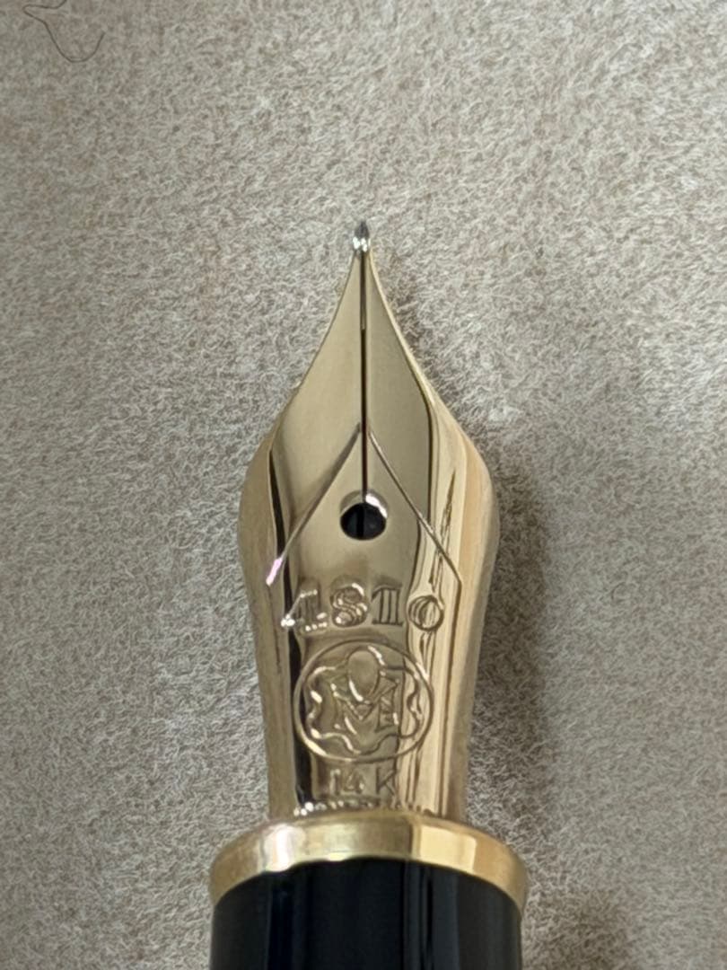 新品未使用　144 エボナイト芯　バイカラー　全金　14K 備品付　万年筆　F