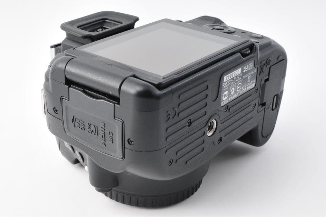 ■ 美品 ■ Nikon D5100 ダブルズームキット 《 S数3038回 》