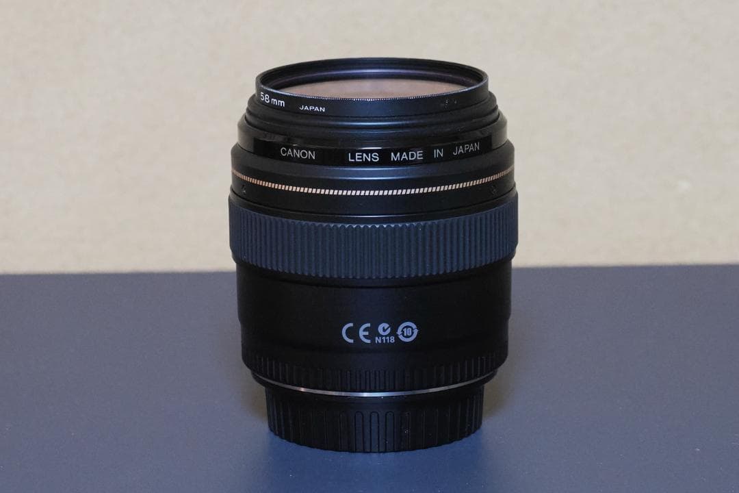 Canon EF 85mm f/1.8 USM レンズ