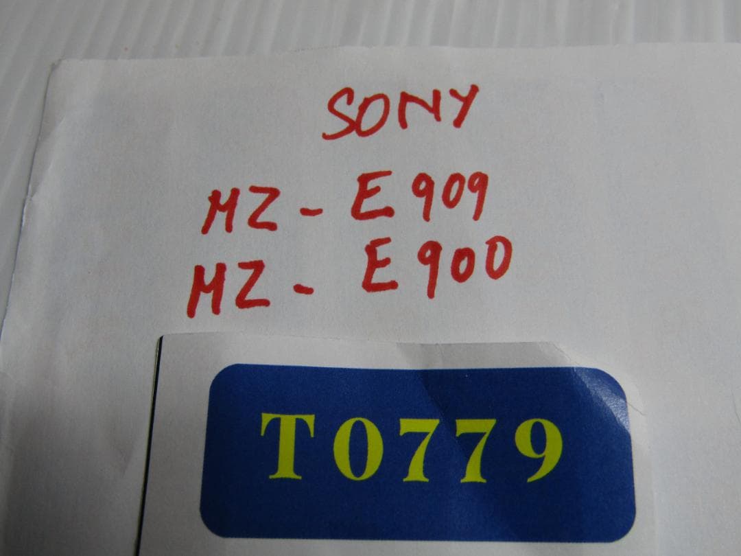 T0779 ソニー MDウォークマン MZ-E909/MZ-E900 ジャンク