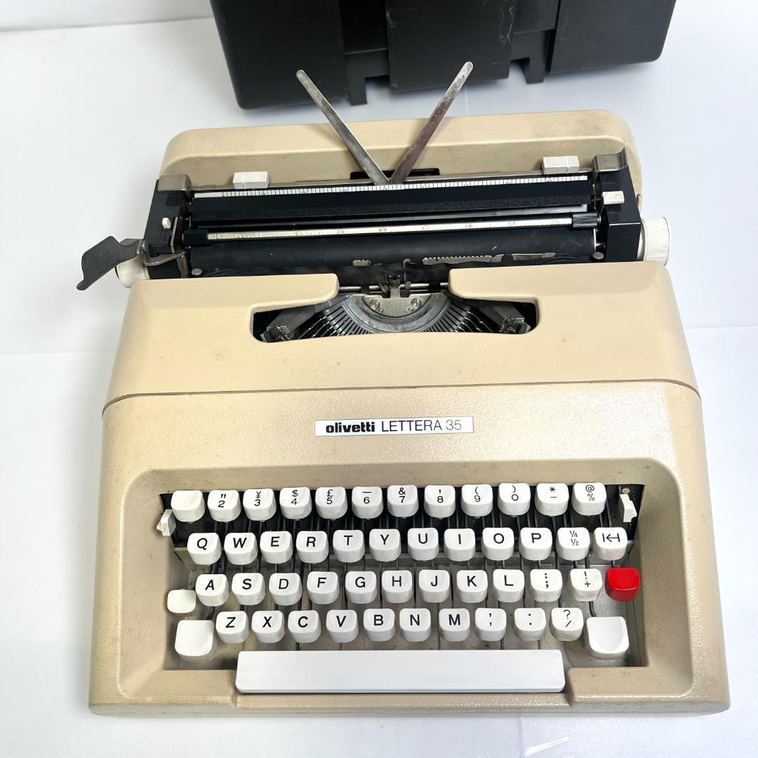 タイプライター オリベッティLETTERA 35、動作良好、スペイン製1970s