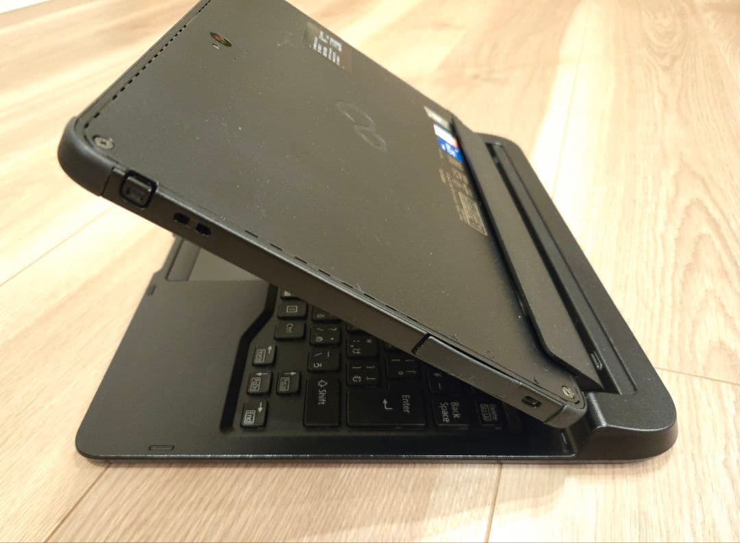 【高年式・バッテリー極良好】ARROWS Tab Q7311/FB 11世代i5