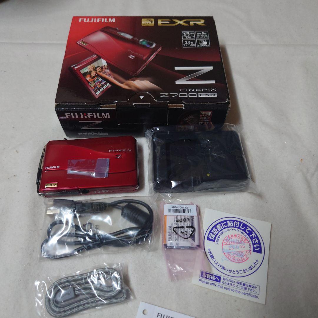 Fujifilm FinePix Z700EXR レッド 未使用