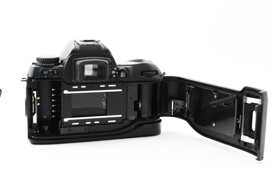 動作品 Nikon F80 一眼レフカメラ