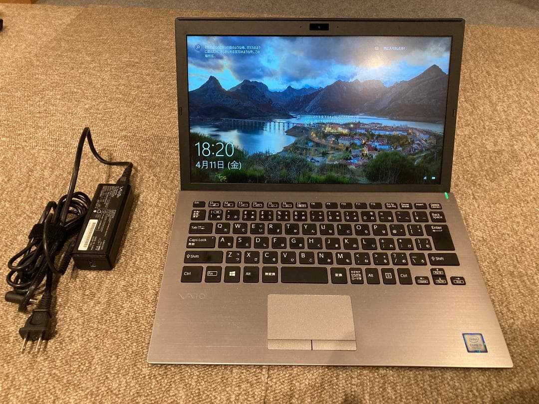 VAIOノート VJPG11C12N シルバー美品