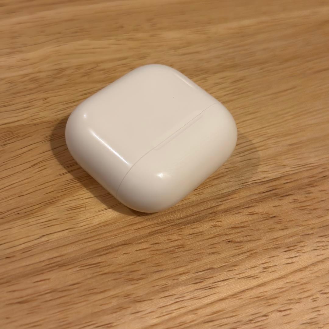AirPods 4 ノイズキャンセリング 搭載 ACN 本体 Apple