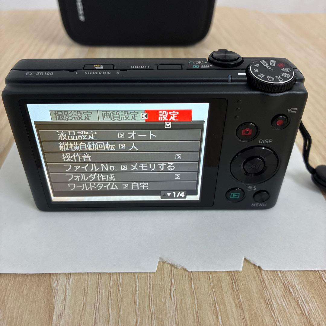 CASIO(カシオ)　デジタルカメラ　EX-ZR100